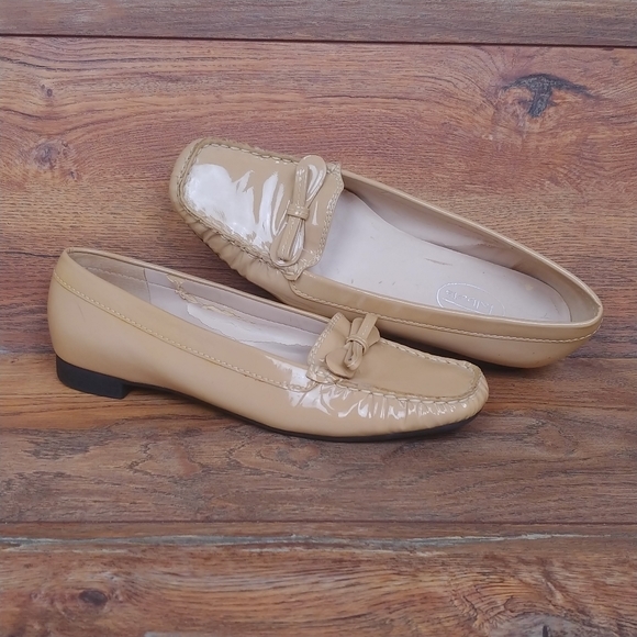 Talbots Shoes - Talbots Nude Patent Loafers